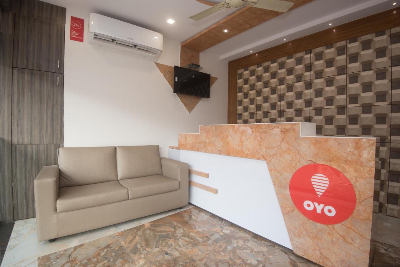 Hotel Oyo 14056 Golden Arch Bombay Exterior foto